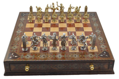 Antik Yunan Metal Satranç Takımı Büyük Boy – El Yapımı Masif Ahşap Çekmeceli Satranç Tahtası, 51 x 51 cm